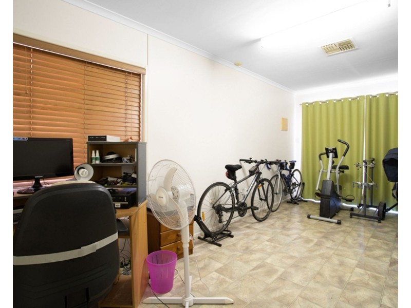 3/379 Bridge Road, West Mackay QLD 4740