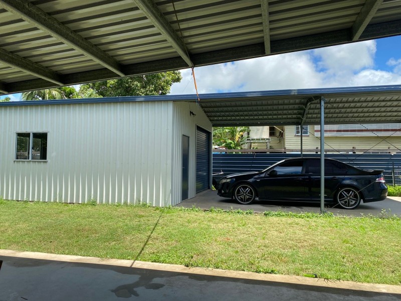 5 Innes Street, Sarina QLD 4737