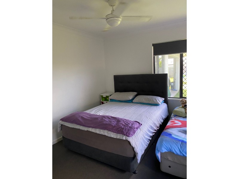 35 Pacific Avenue, Sarina QLD 4737