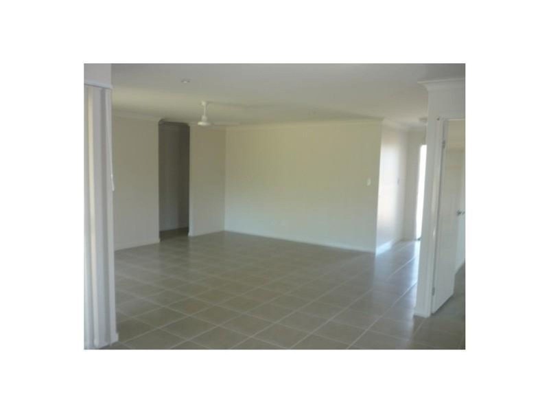 9 Leonie Court, Armstrong Beach QLD 4737