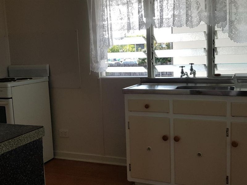 5 Brewers Road, Sarina QLD 4737