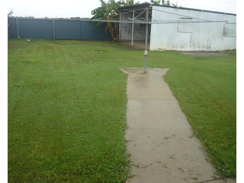 3 Ware Avenue, Sarina QLD 4737