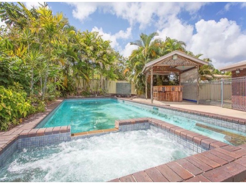 6 Normanby Court, Mackay QLD 4740