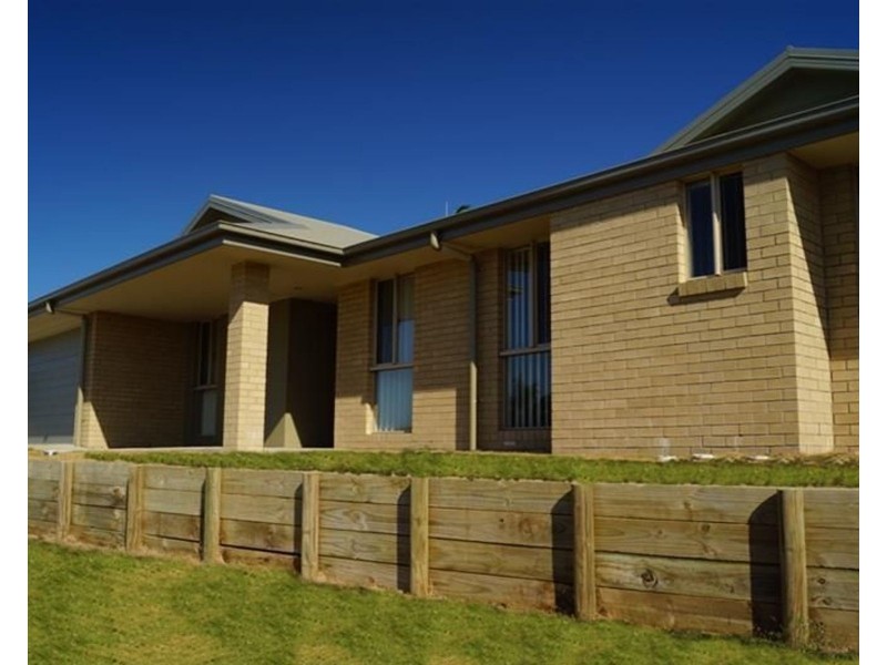 23 Morris Street, Campwin Beach QLD 4737