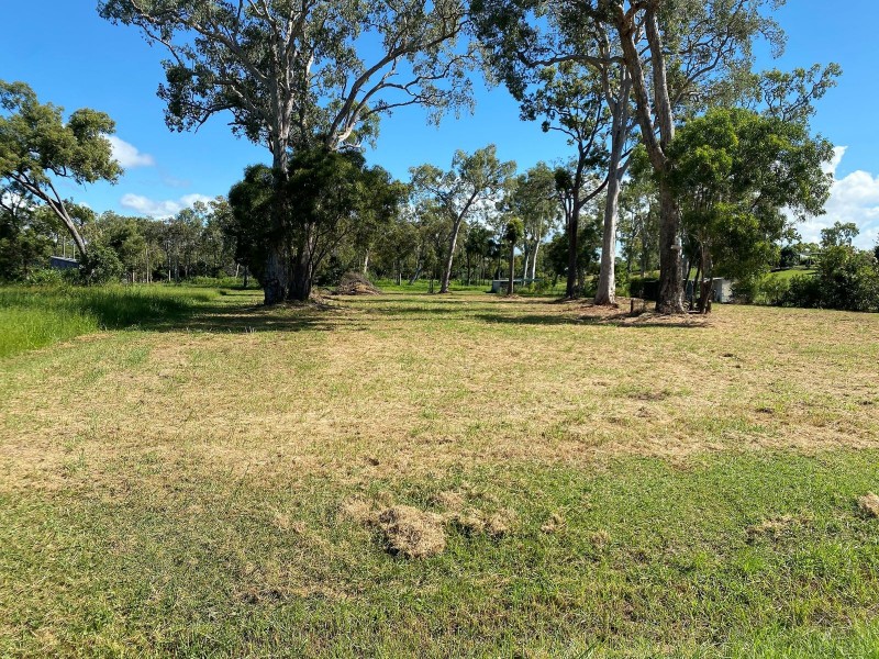 17 Coral Reef Court, Armstrong Beach QLD 4737