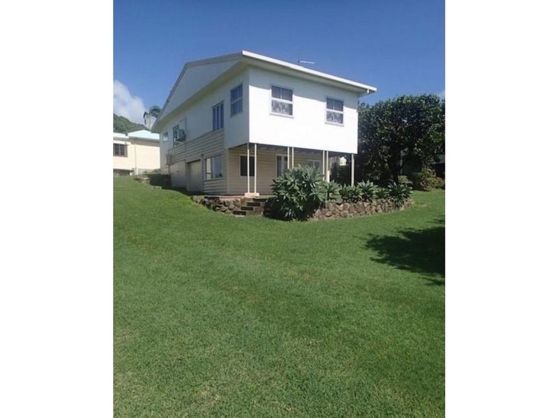 5 Crichton Street, Sarina Beach QLD 4737