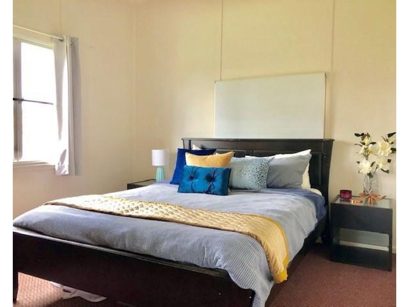 5 Crichton Street, Sarina Beach QLD 4737