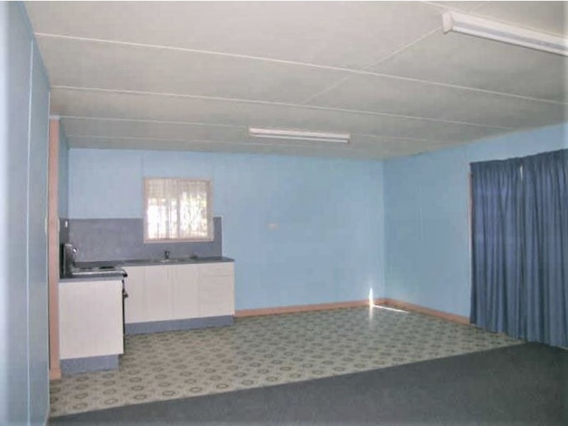 27 Brown Street, Koumala QLD 4738