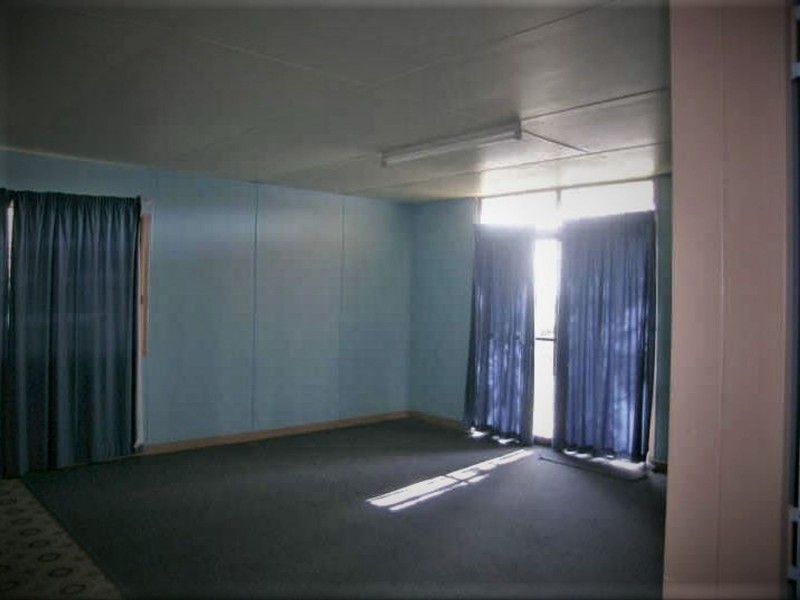 27 Brown Street, Koumala QLD 4738