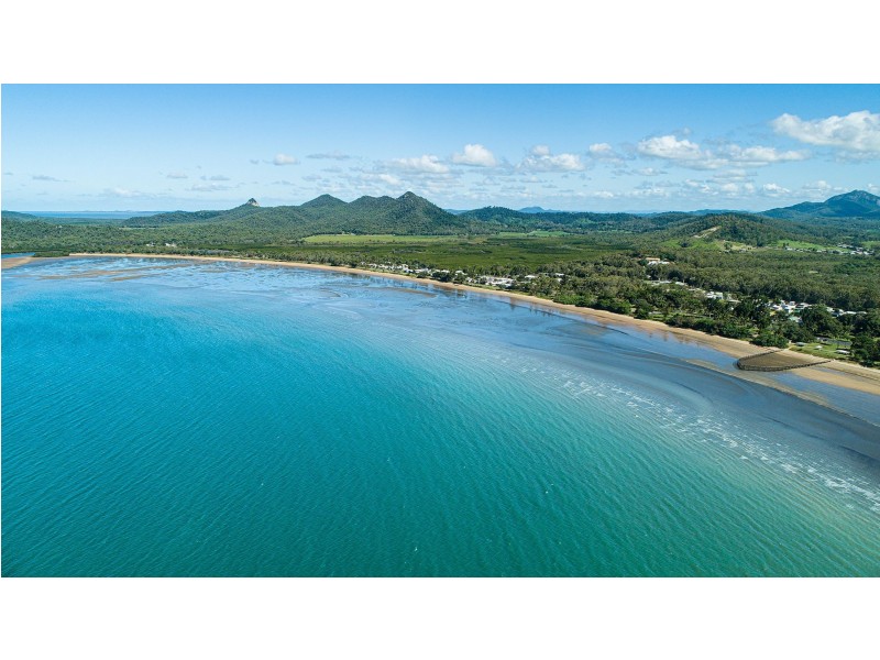 34 Palm Avenue, Seaforth QLD 4741