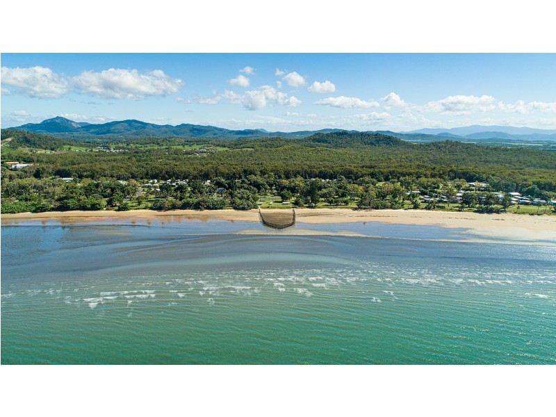 34 Palm Avenue, Seaforth QLD 4741