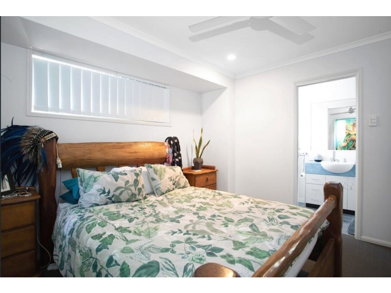 5 Lilian Avenue, Eimeo QLD 4740