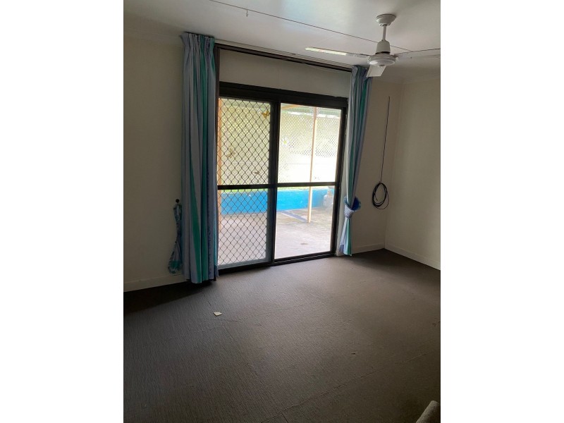 32 Chelona Park Drive, Sarina QLD 4737