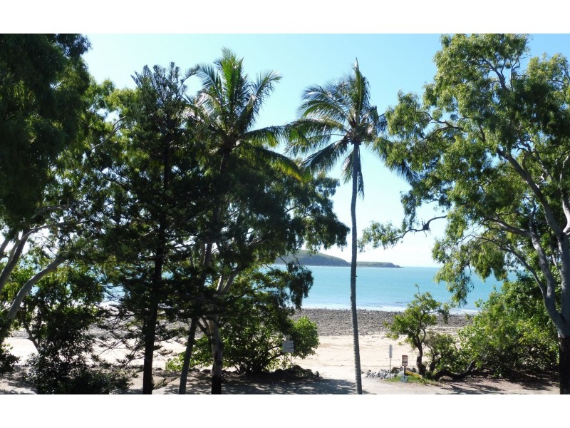 12 O’Brien Esplanade, Shoal Point QLD 4750