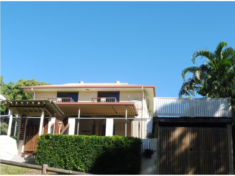 12 O’Brien Esplanade, Shoal Point QLD 4750