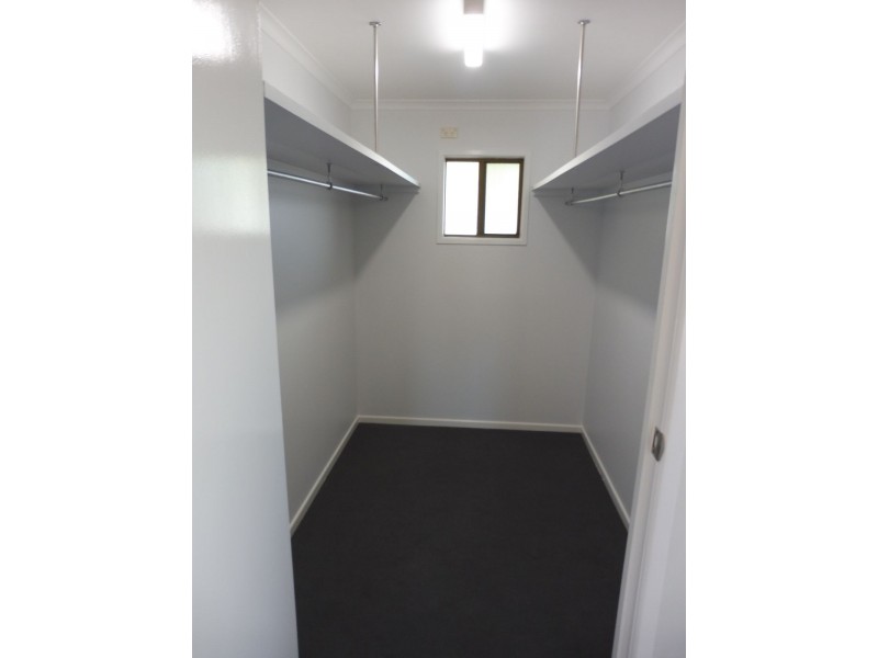 12 O’Brien Esplanade, Shoal Point QLD 4750