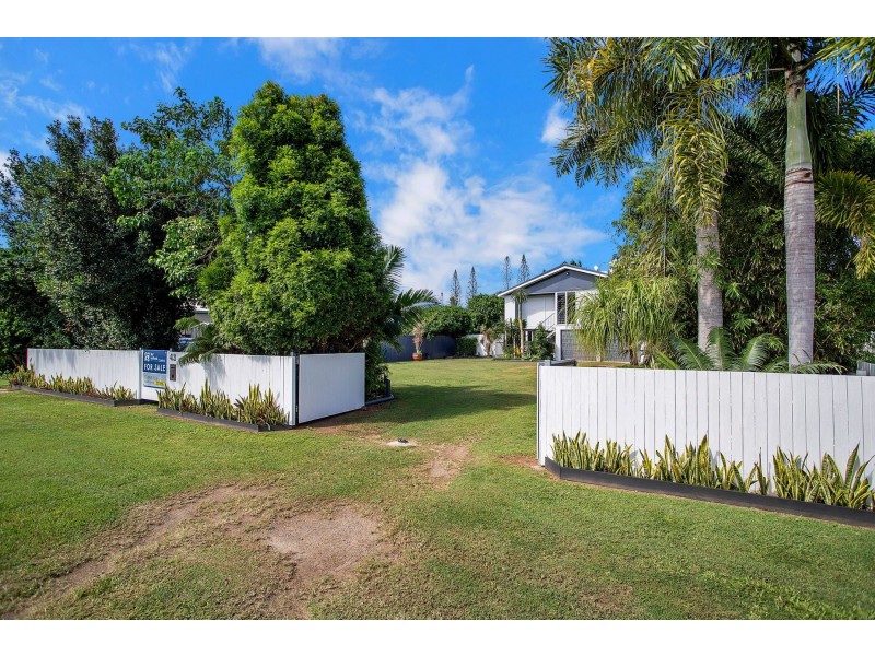 43 Zelma Street, Grasstree Beach QLD 4740