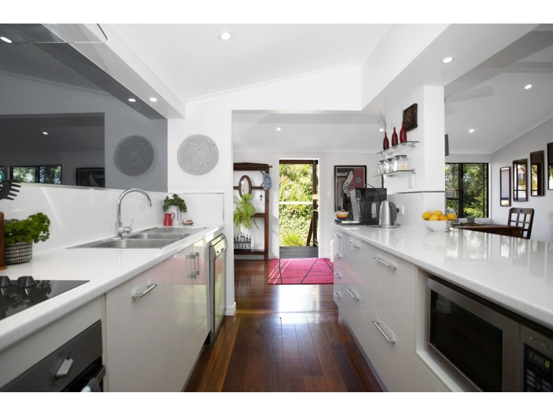 43 Zelma Street, Grasstree Beach QLD 4740