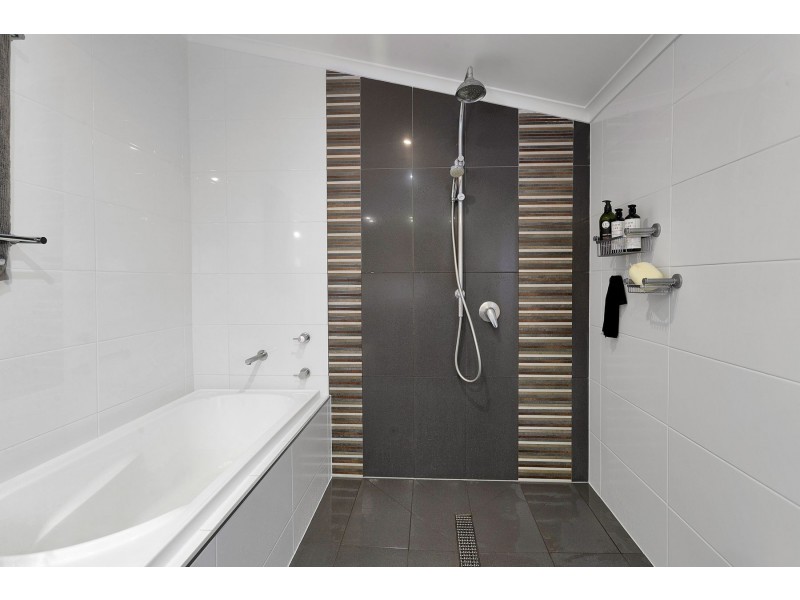 43 Zelma Street, Grasstree Beach QLD 4740