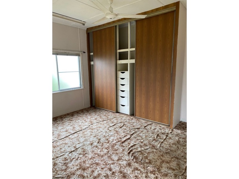 5 Cornwall Street, North Mackay QLD 4740