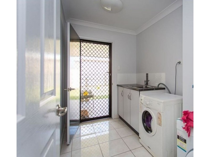 6 Ruddell Close, Marian QLD 4753