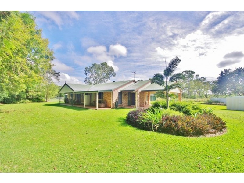 7 Pine Court, Hay Point QLD 4740