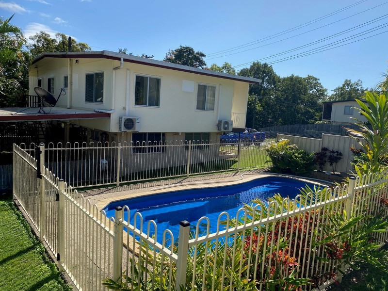 2 Charles Taylor Street, Sarina QLD 4737