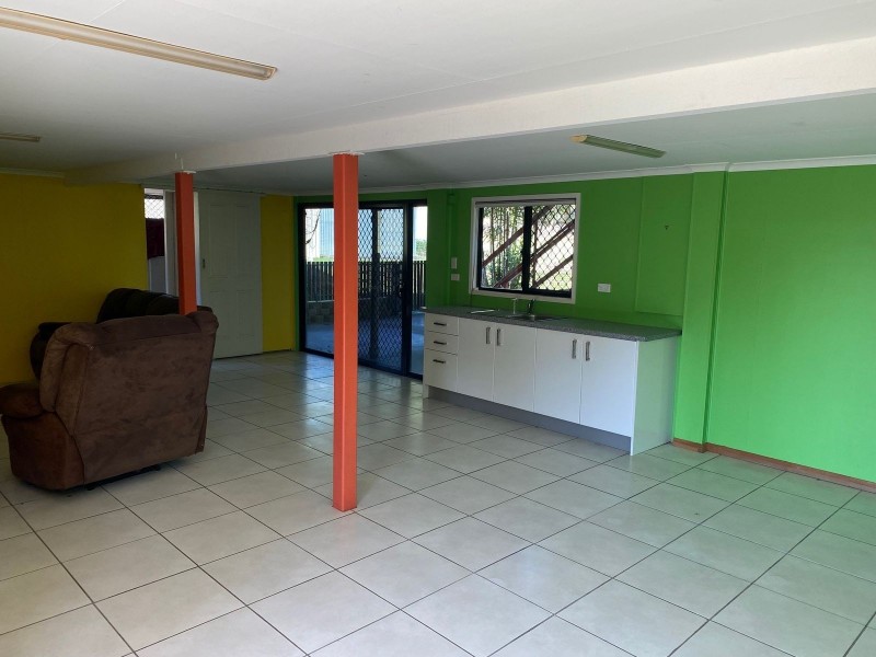 2 Charles Taylor Street, Sarina QLD 4737