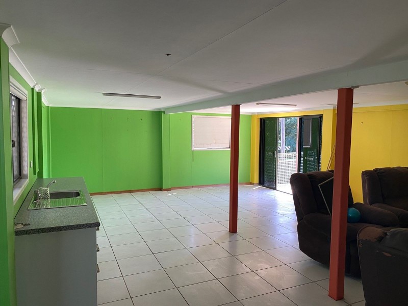 2 Charles Taylor Street, Sarina QLD 4737