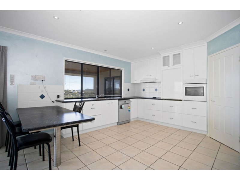 27 Captain Blackwood Drive, Sarina Beach QLD 4737
