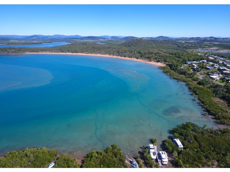 27 Captain Blackwood Drive, Sarina Beach QLD 4737
