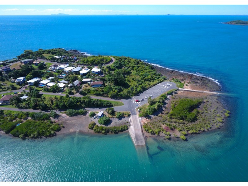 27 Captain Blackwood Drive, Sarina Beach QLD 4737