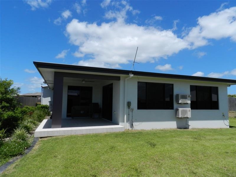 11 Hook Court, Sarina QLD 4737