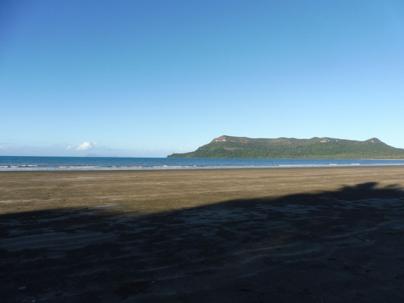 9 Oliver Street, Ball Bay QLD 4741