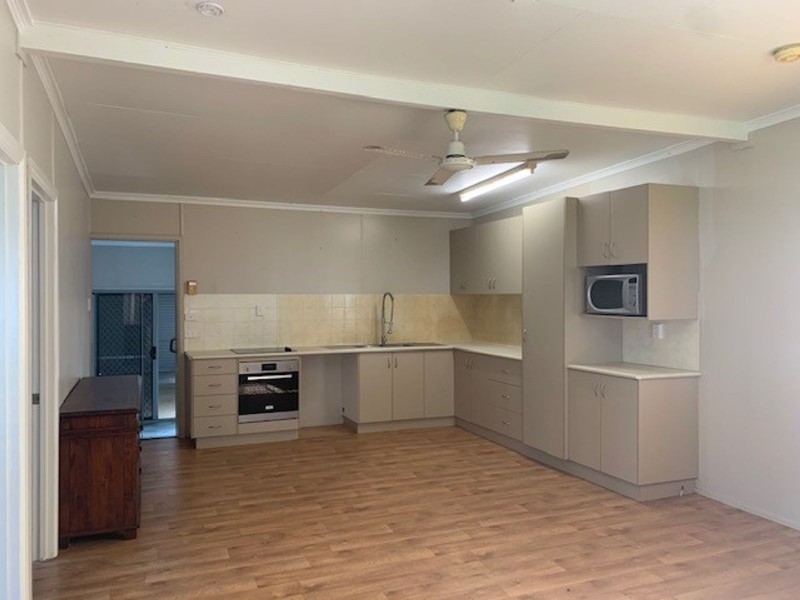 9 Oliver Street, Ball Bay QLD 4741