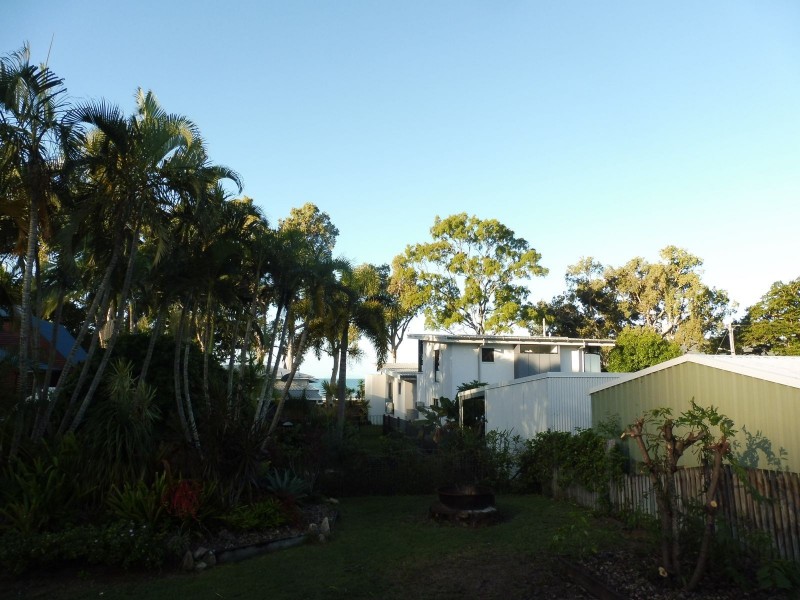 9 Oliver Street, Ball Bay QLD 4741