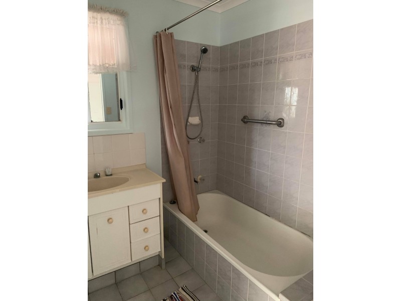 1 Oxford Street, Nebo QLD 4742