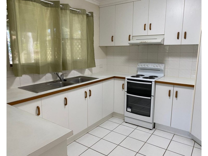 11 Morris Street, Campwin Beach QLD 4737