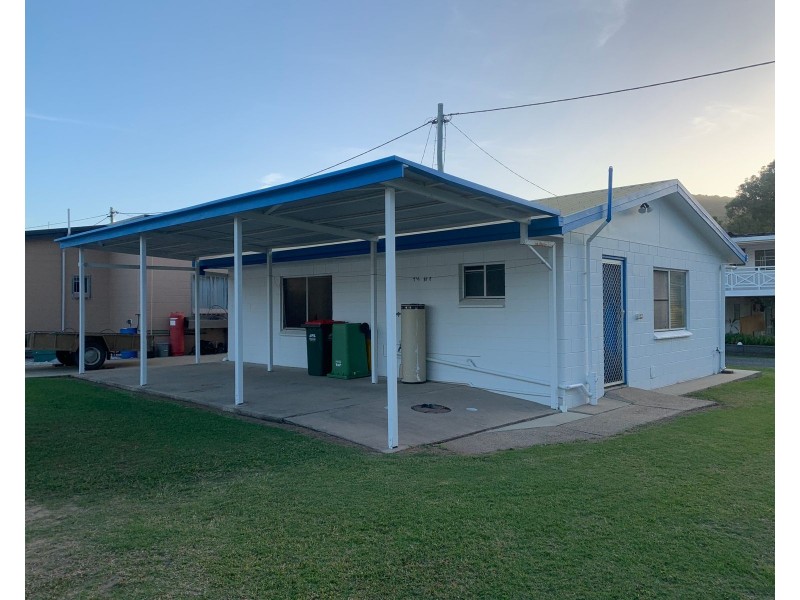 12 The Esplanade, Grasstree Beach QLD 4740