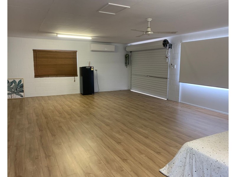 12 The Esplanade, Grasstree Beach QLD 4740
