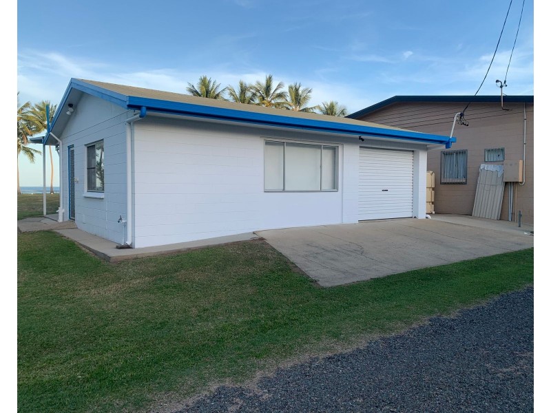 12 The Esplanade, Grasstree Beach QLD 4740