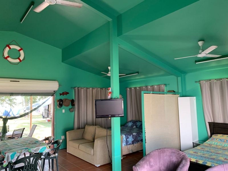 81 Colonial Drive, Clairview QLD 4741