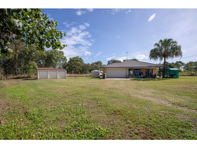 20 Donald Place, Armstrong Beach QLD 4737