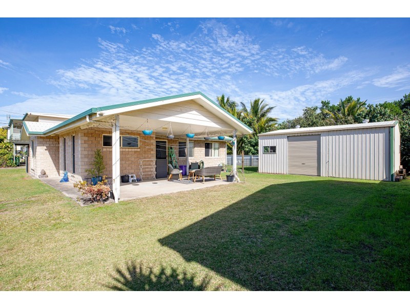 21 Poole Street, Sarina Beach QLD 4737