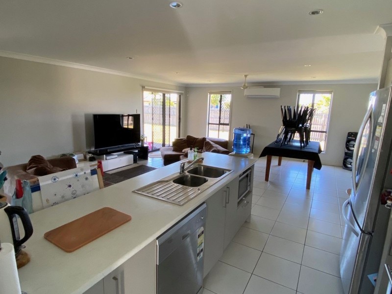 2 Nives Street, Mirani QLD 4754