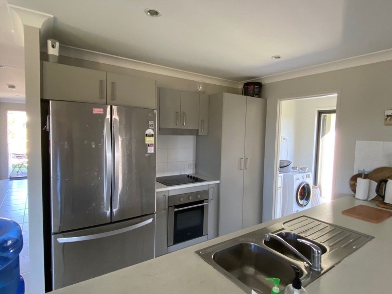 2 Nives Street, Mirani QLD 4754