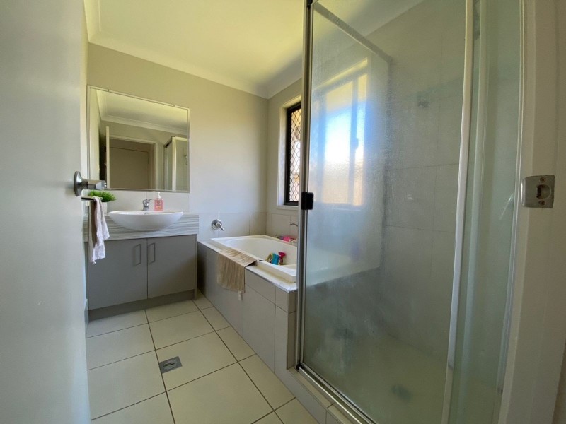 2 Nives Street, Mirani QLD 4754