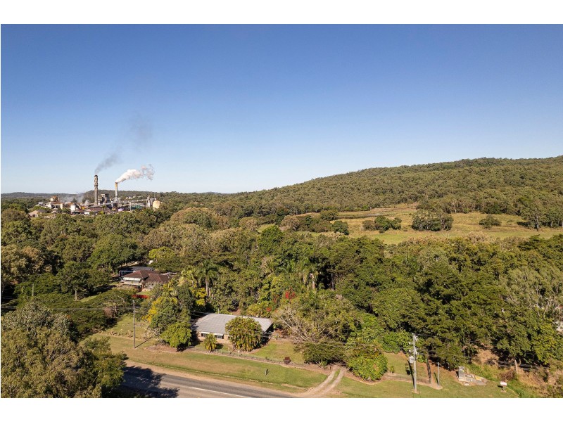 53 Range Road, Sarina QLD 4737