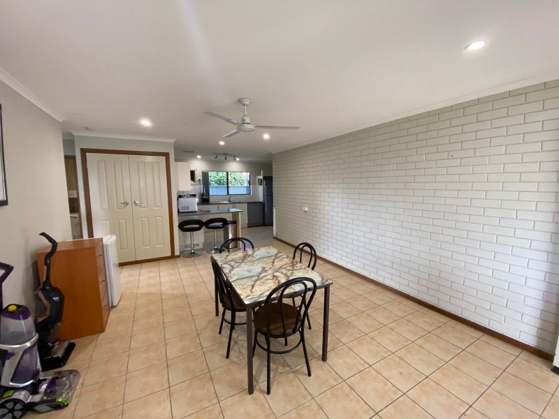 2/18 Clements Street, South Mackay QLD 4740