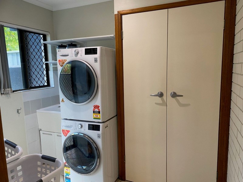 2/18 Clements Street, South Mackay QLD 4740